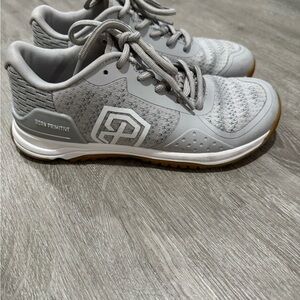 Born Primitive Light Gray Women’s Size 7 Training Sneakers